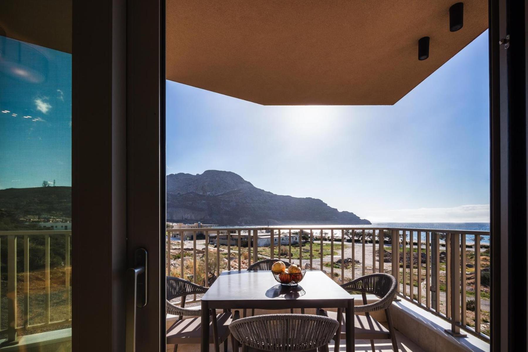 Ririka Beach Living, New Feel-At-Home Luxury Suites بلاكاس المظهر الخارجي الصورة