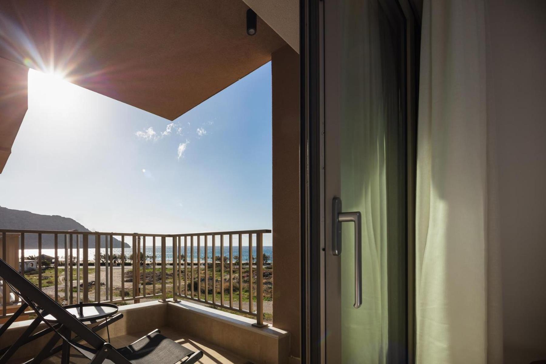 Ririka Beach Living, New Feel-At-Home Luxury Suites بلاكاس المظهر الخارجي الصورة
